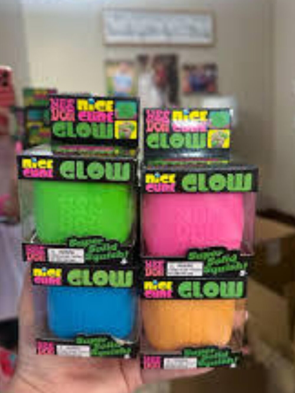 NeeDoh Glow Cube - Picture 2 of 2
